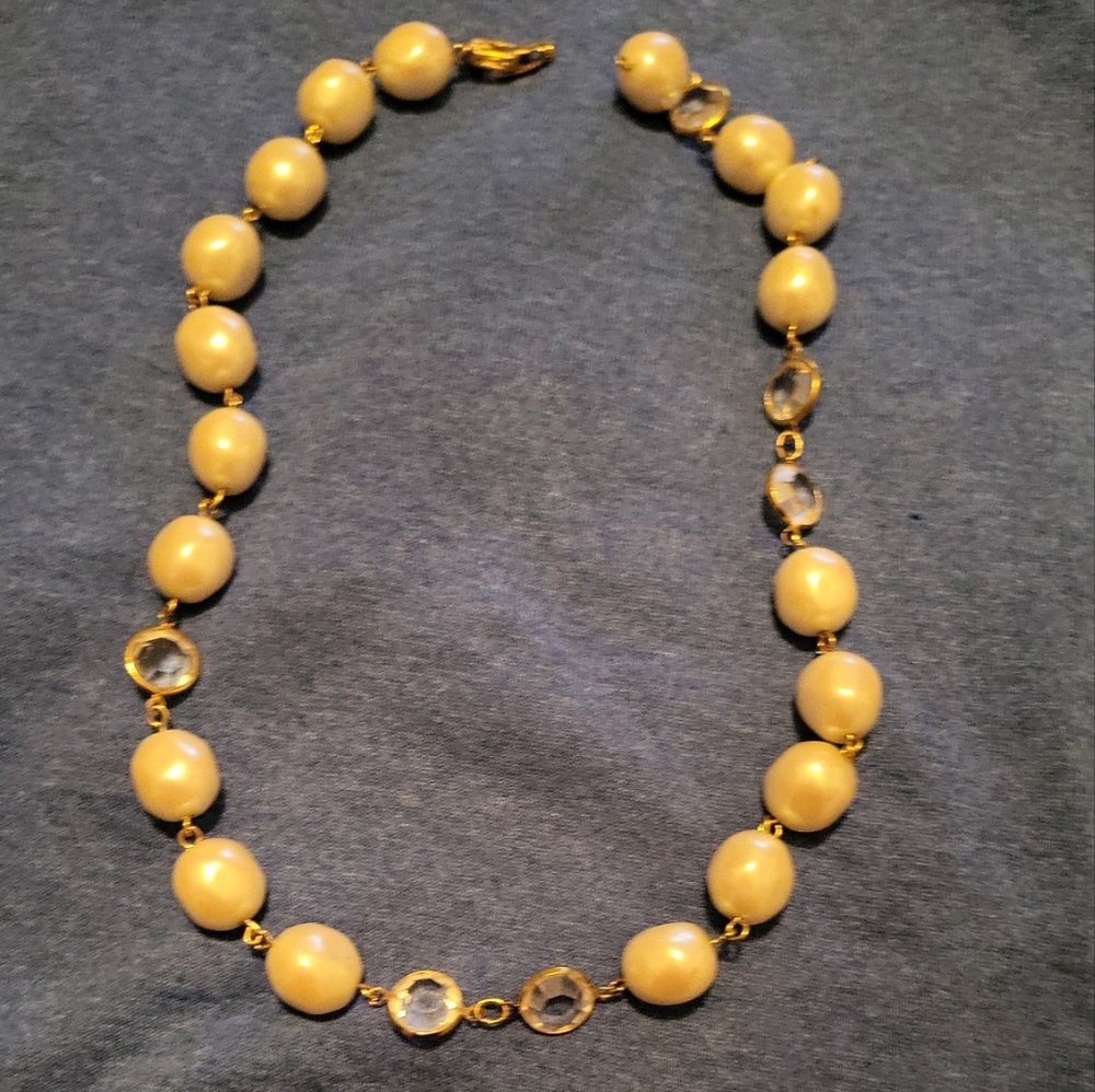 Vintage Givenchy faux pearl necklace 18"